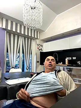 pantomax online show from November 30, 2025, 2:21 pm