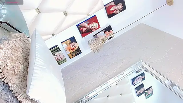 Niccolls Princess online show from February 28, 2025, 8:07 pm