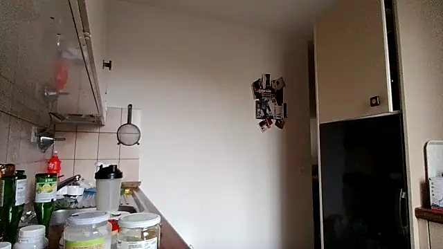 alpha-hunk online show from September 25, 2025, 7:01 am