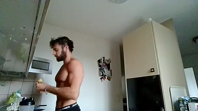 alpha-hunk online show from October 16, 2025, 7:20 am