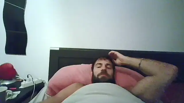 alpha-hunk online show from October 26, 2025, 9:21 pm