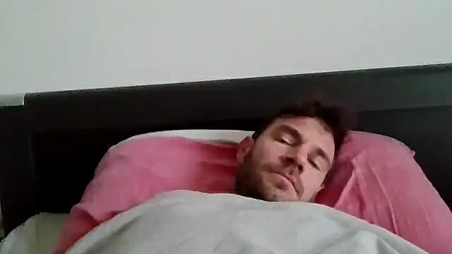 alpha-hunk online show from November 22, 2025, 8:46 am