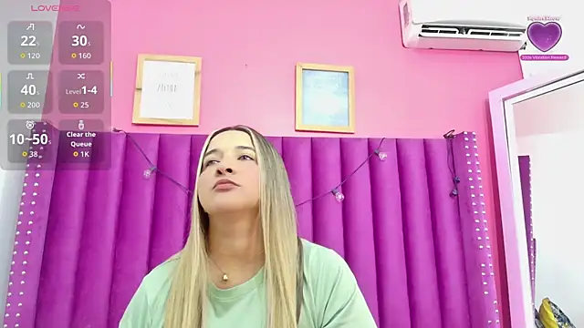 collegepawglovedaddy online show from December 2, 2025, 7:31 pm