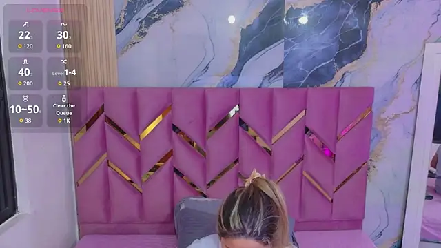 collegepawglovedaddy online show from April 21, 2026, 8:01 pm