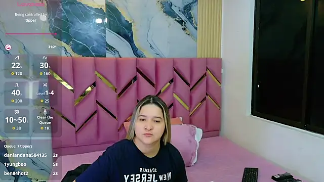 Snapshot of collegepawglovedaddy chatting on June 8, 2026, 7:47 pm collegepawglovedaddy online show from June 8, 2026, 7:47 pm