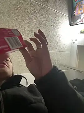 Kyna euphoria online show from March 3, 2025, 2:04 am