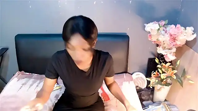 Snapshot of Ebonypreciousx chatting on September 18, 2025, 9:28 pm Ebonypreciousx online show from September 18, 2025, 9:28 pm