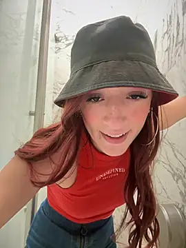 ariiel  online show from December 5, 2024, 8:55 pm