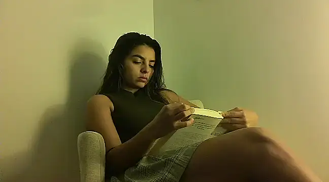 Gina257 online show from December 30, 2024, 6:16 pm