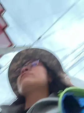 aurora divine online show from February 12, 2026, 10:49 pm