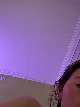 aurora divine online show from February 22, 2026, 1:09 pm