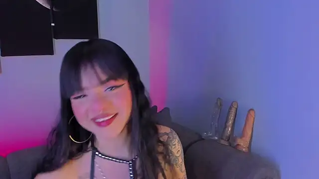 maddy walker online show from December 26, 2024, 8:11 pm