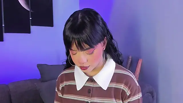 maddy walker online show from March 3, 2025, 8:21 pm