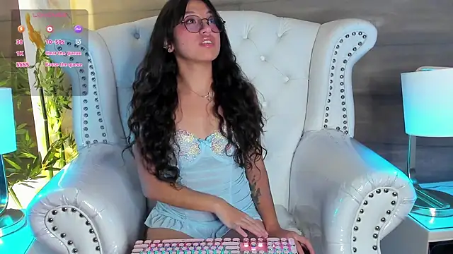 MadyJackson online show from February 18, 2025, 8:36 pm