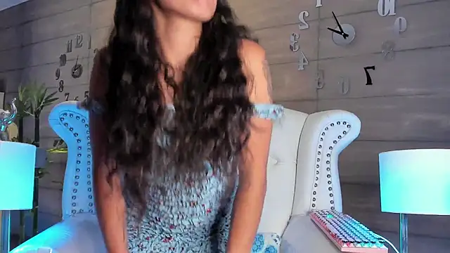 MadyJackson online show from February 26, 2025, 8:00 pm