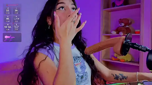 MadyJackson online show from April 21, 2026, 11:49 am