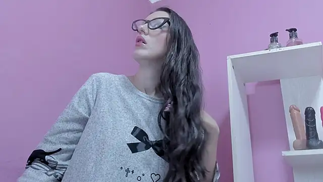 LolaBoobs online show from November 17, 2025, 5:13 am