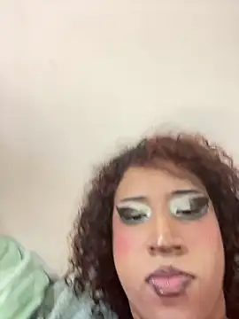 zahrivk1 online show from January 12, 2025, 12:23 pm