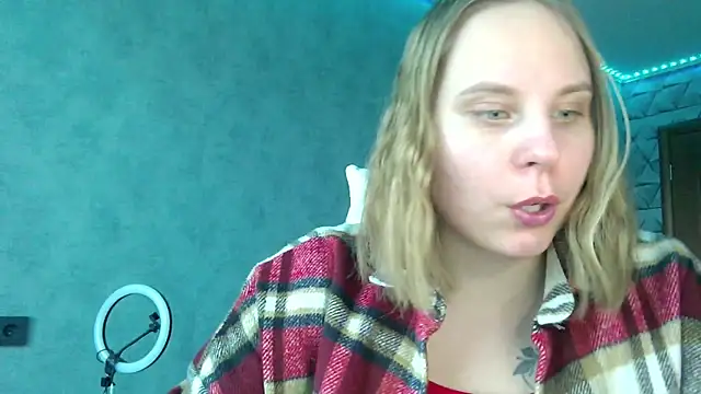 Thalia  Star online show from February 14, 2025, 12:36 pm