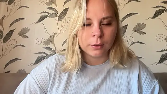 Thalia  Star online show from September 25, 2025, 9:57 am