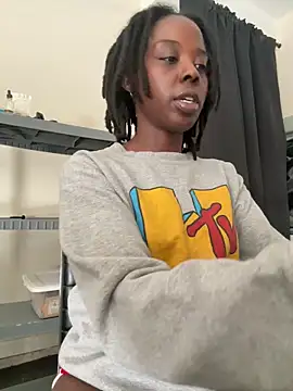 choclatepeaach online show from March 24, 2026, 8:47 pm