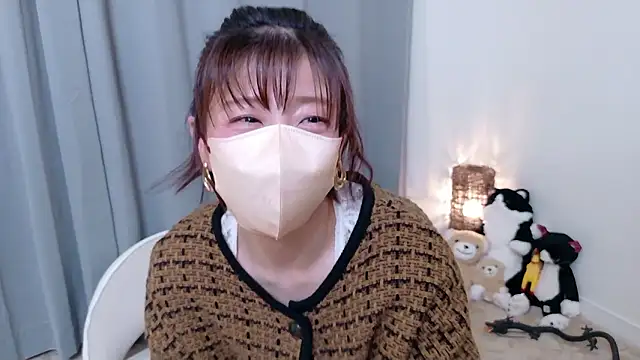 Risa 06 online show from February 11, 2026, 10:42 am