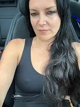 -OLYA- online show from April 19, 2026, 11:09 am