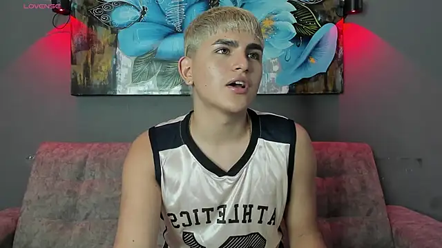 Snapshot of Lyam_ap chatting on October 2, 2025, 7:10 pm Lyam ap online show from October 2, 2025, 7:10 pm