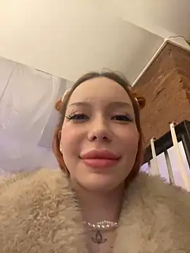 Snapshot of babydolll chatting on February 10, 2025, 11:25 am babydolll online show from February 10, 2025, 11:25 am