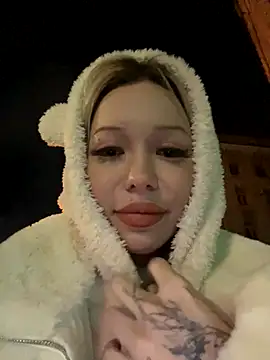 Snapshot of babydolll chatting on October 11, 2025, 5:33 pm babydolll online show from October 11, 2025, 5:33 pm