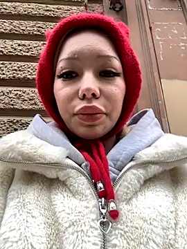 Snapshot of babydolll chatting on November 20, 2025, 10:04 am babydolll online show from November 20, 2025, 10:04 am