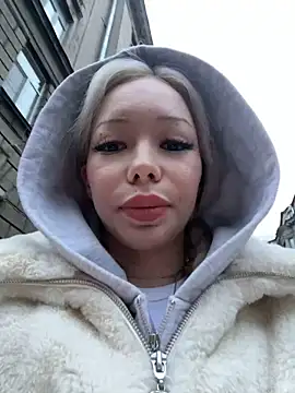 Snapshot of babydolll chatting on November 26, 2025, 12:50 pm babydolll online show from November 26, 2025, 12:50 pm