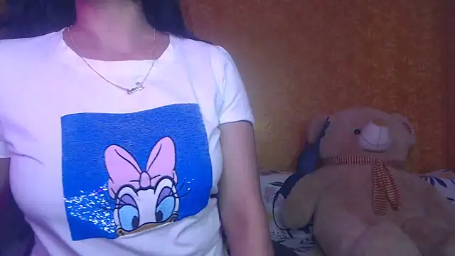 Zonayesha online show from April 8, 2026, 12:05 pm