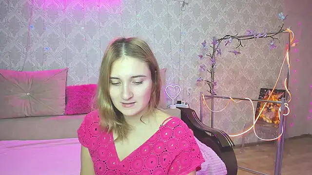 Snapshot of Miss_Elsa_ chatting on November 3, 2025, 4:47 am Miss Elsa online show from November 3, 2025, 4:47 am