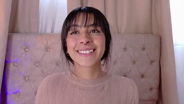 Alyssa jones online show from November 19, 2025, 1:44 pm