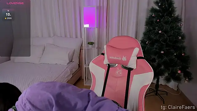 Snapshot of ClaireFaers_ chatting on December 5, 2024, 2:09 am ClaireFaers  online show from December 5, 2024, 2:09 am