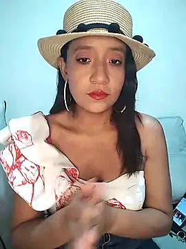 cami victoria online show from February 13, 2025, 7:21 pm