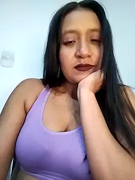 cami victoria online show from February 17, 2026, 7:09 pm