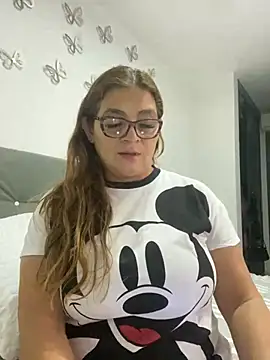 AntonellaAlondra4 online show from January 27, 2025, 4:09 am