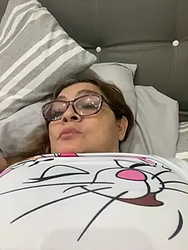 AntonellaAlondra4 online show from February 19, 2025, 1:06 pm