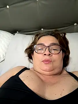 AntonellaAlondra4 online show from November 3, 2025, 11:11 am