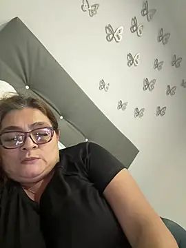 AntonellaAlondra4 online show from February 8, 2026, 3:21 am