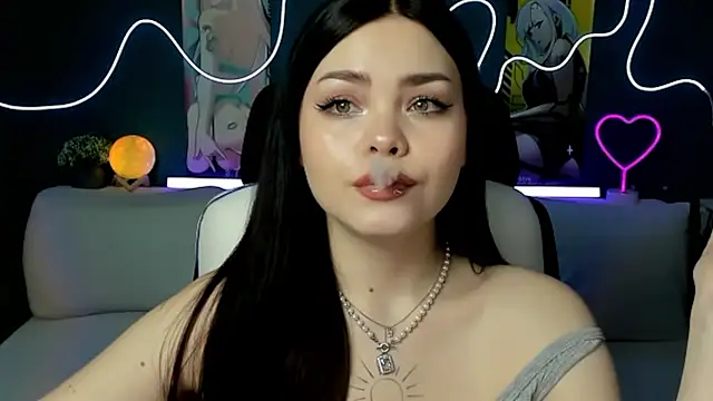 AkiraKatsu online show from February 3, 2025, 4:52 pm