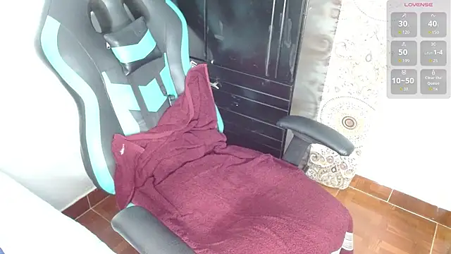 hots boygg online show from September 26, 2025, 4:00 pm