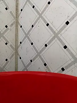 Maddie9211 online show from January 14, 2026, 5:24 am