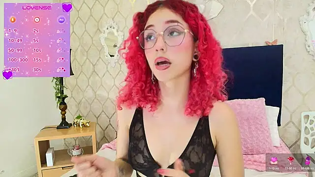 Snapshot of Ivy_Starr1 chatting on January 21, 2025, 9:24 am Ivy Starr1 online show from January 21, 2025, 9:24 am
