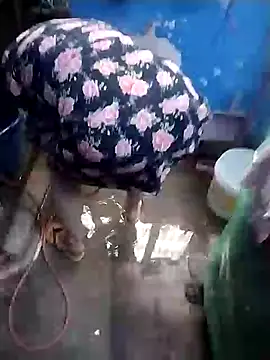 Snapshot of bobbyronak chatting on January 12, 2025, 3:17 am bobbyronak online show from January 12, 2025, 3:17 am