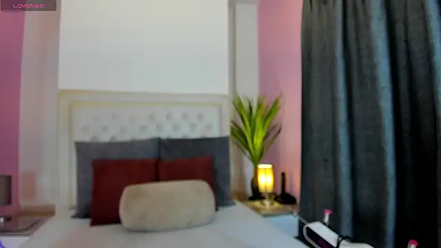 Snapshot of nicolle_pierce chatting on May 12, 2026, 12:13 pm nicolle pierce online show from May 12, 2026, 12:13 pm
