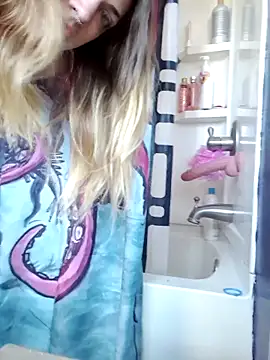 KSwonderland6 online show from February 21, 2025, 3:43 pm