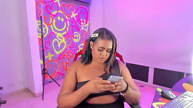 Snapshot of GEANNAROSE chatting on January 23, 2025, 4:52 am GEANNAROSE online show from January 23, 2025, 4:52 am